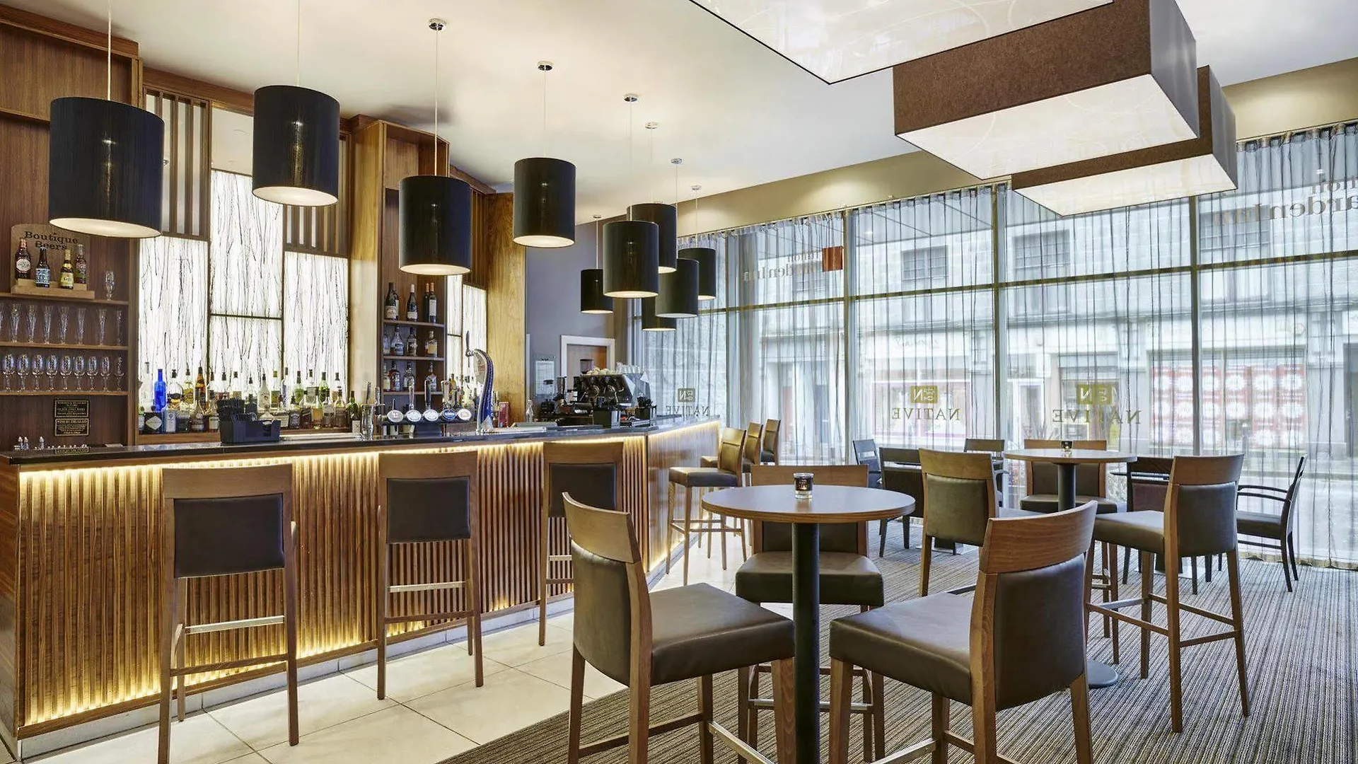 Hilton Garden Inn Aberdeen City Centre 4*,  Reino Unido