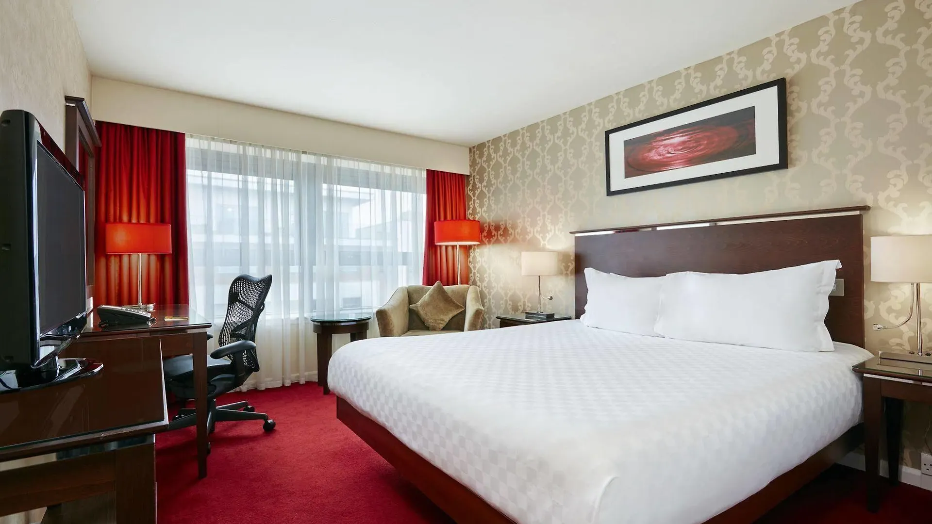 Hilton Garden Inn Aberdeen City Centre 4*,